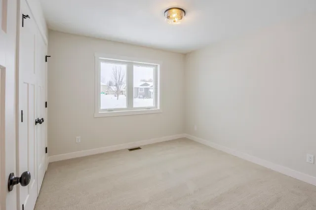 $535,000 | 1660 Squirrel Way, New Richmond, WI 54017