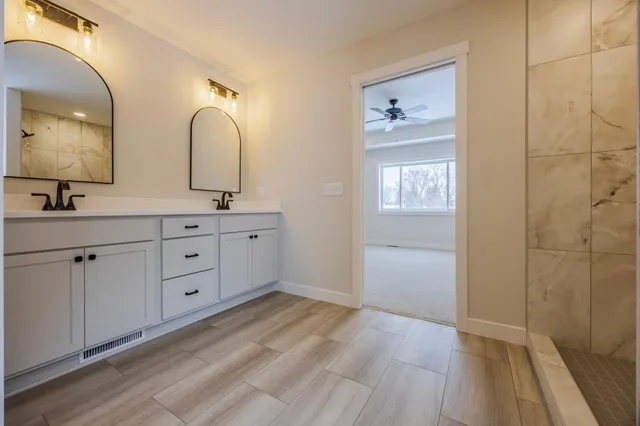 $535,000 | 1660 Squirrel Way, New Richmond, WI 54017