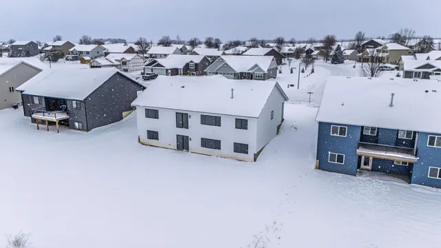 $535,000 | 1660 Squirrel Way, New Richmond, WI 54017