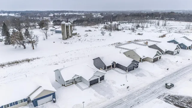 $535,000 | 1660 Squirrel Way, New Richmond, WI 54017