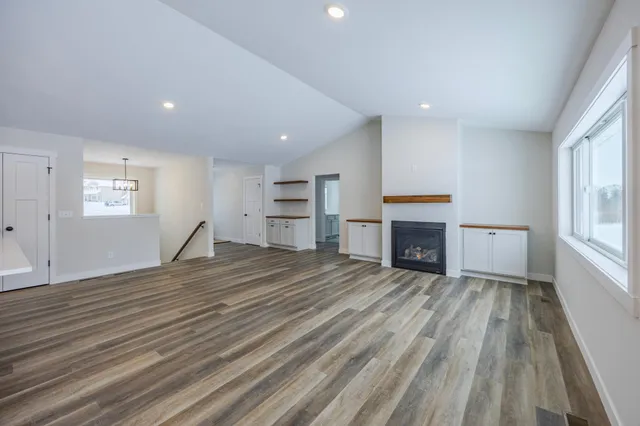 $535,000 | 1660 Squirrel Way, New Richmond, WI 54017