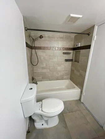 $2,000 | 3777 Northwest 78th Avenue, Unit 1C, Davie, FL 33024