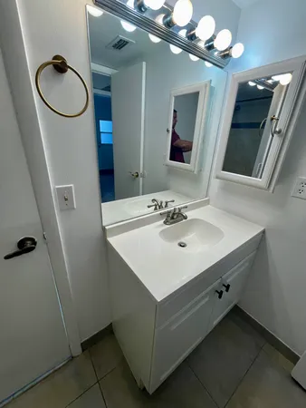 $2,000 | 3777 Northwest 78th Avenue, Unit 1C, Davie, FL 33024