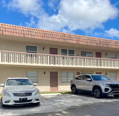 $2,000 | 3777 Northwest 78th Avenue, Unit 1C, Davie, FL 33024