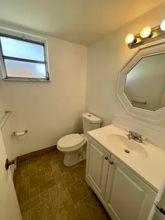 $2,000 | 3777 Northwest 78th Avenue, Unit 1C, Davie, FL 33024