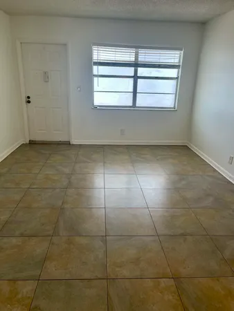 $2,000 | 3777 Northwest 78th Avenue, Unit 1C, Davie, FL 33024