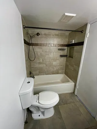 $2,000 | 3777 Northwest 78th Avenue, Unit 1C, Davie, FL 33024