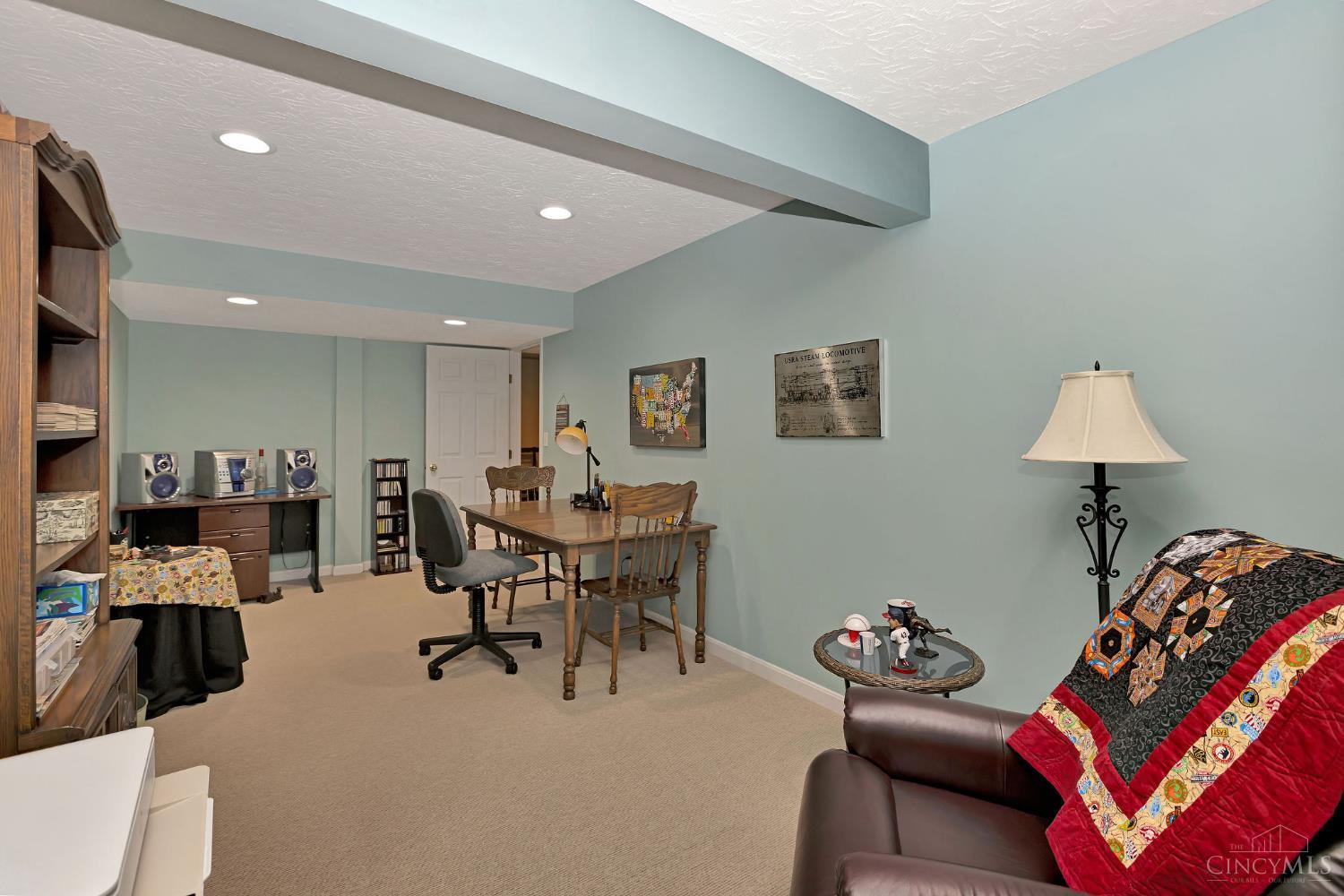 58 Hanover Place Hamilton, OH 45013 - Photo 25 of 35