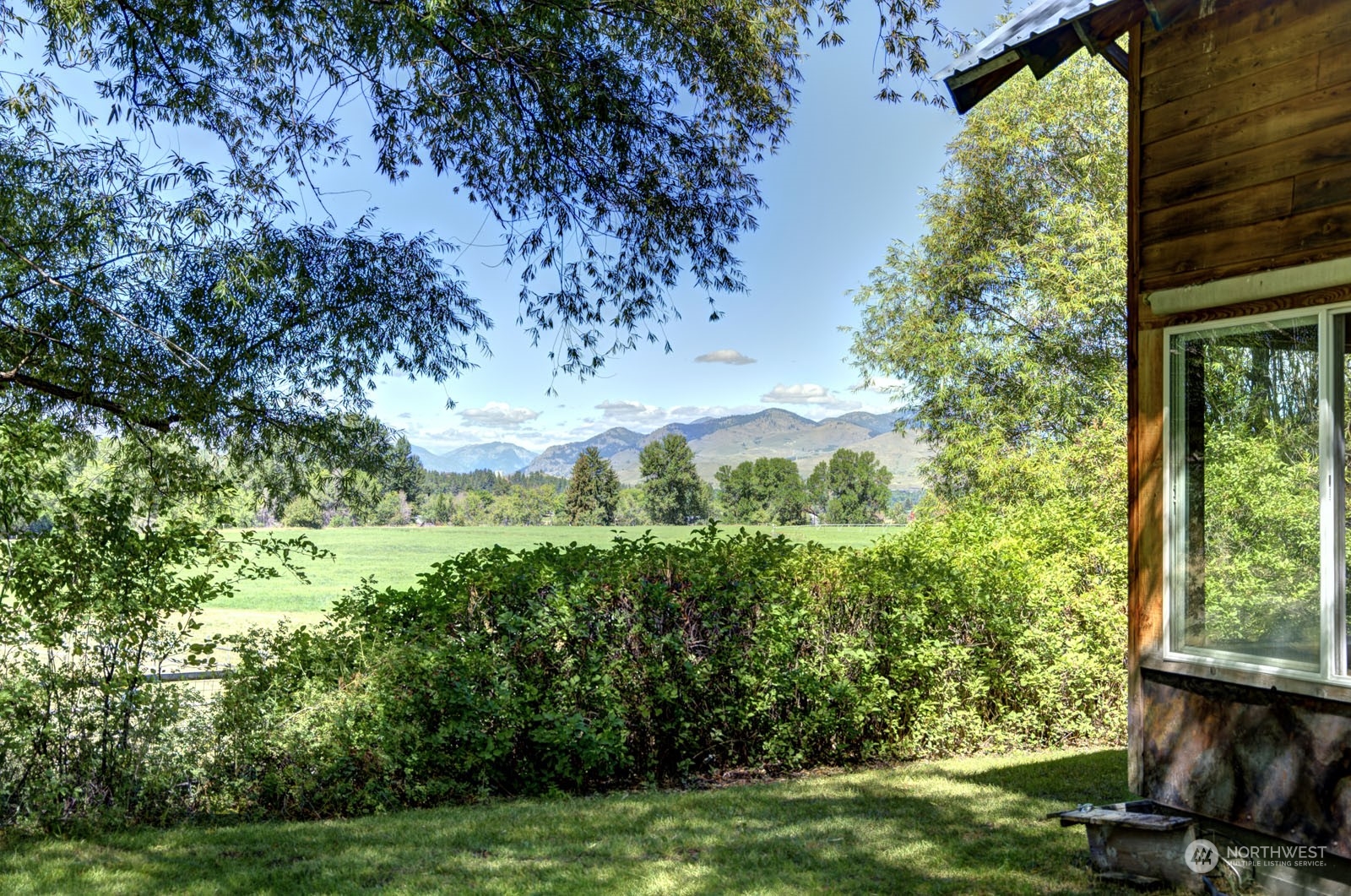667 Twisp-Winthrop Eastside Road Winthrop, WA 98862 - Photo 15 of 40 Gallery Image 15