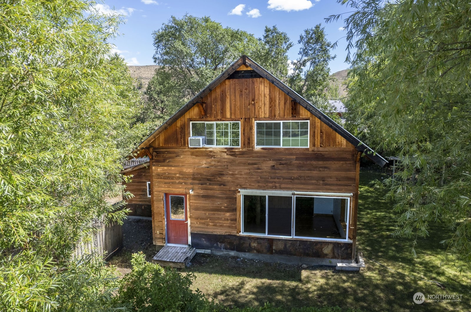 667 Twisp-Winthrop Eastside Road Winthrop, WA 98862 - Photo 16 of 40 Gallery Image 16