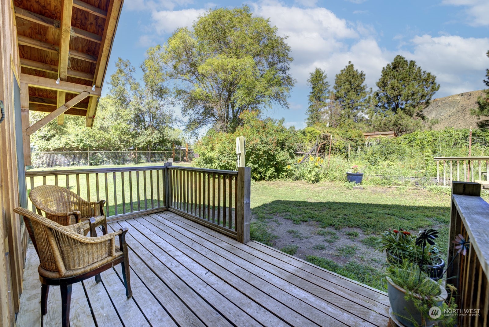 667 Twisp-Winthrop Eastside Road Winthrop, WA 98862 - Photo 39 of 40 Gallery Image 39