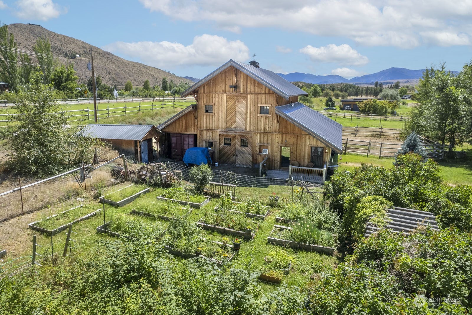 667 Twisp-Winthrop Eastside Road Winthrop, WA 98862 - Photo 6 of 40 Gallery Image 6