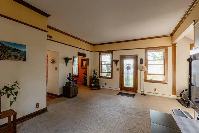 $525,000 | 101 Beachway Drive, Fox River Grove, IL 60021