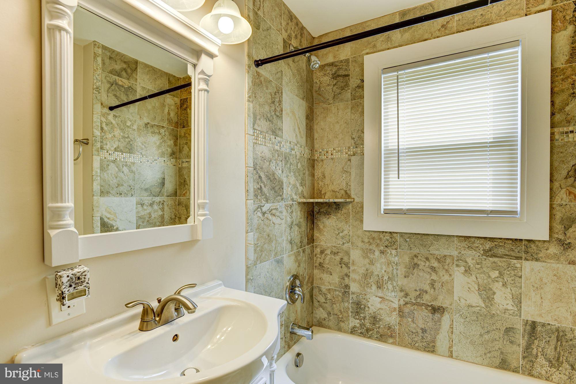 2531 Glencoe Road Baltimore, MD 21234 - Photo 14 of 26 Full Bath