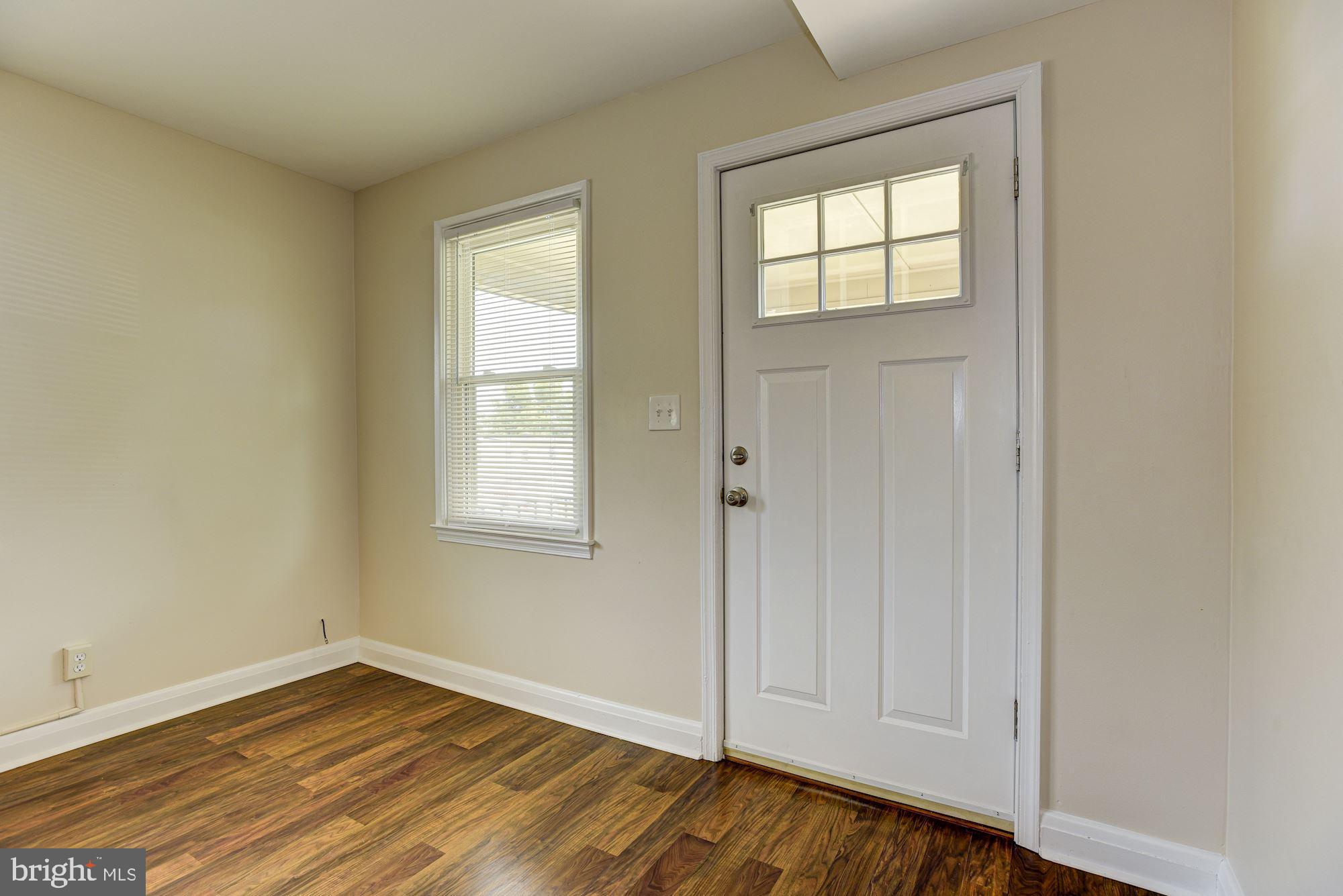 2531 Glencoe Road Baltimore, MD 21234 - Photo 4 of 26 Entry