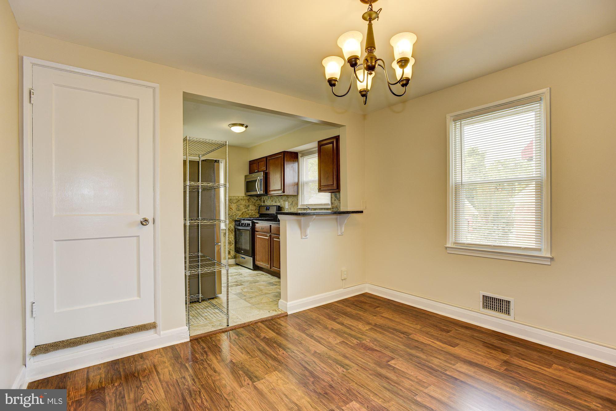 2531 Glencoe Road Baltimore, MD 21234 - Photo 8 of 26 Dining Room