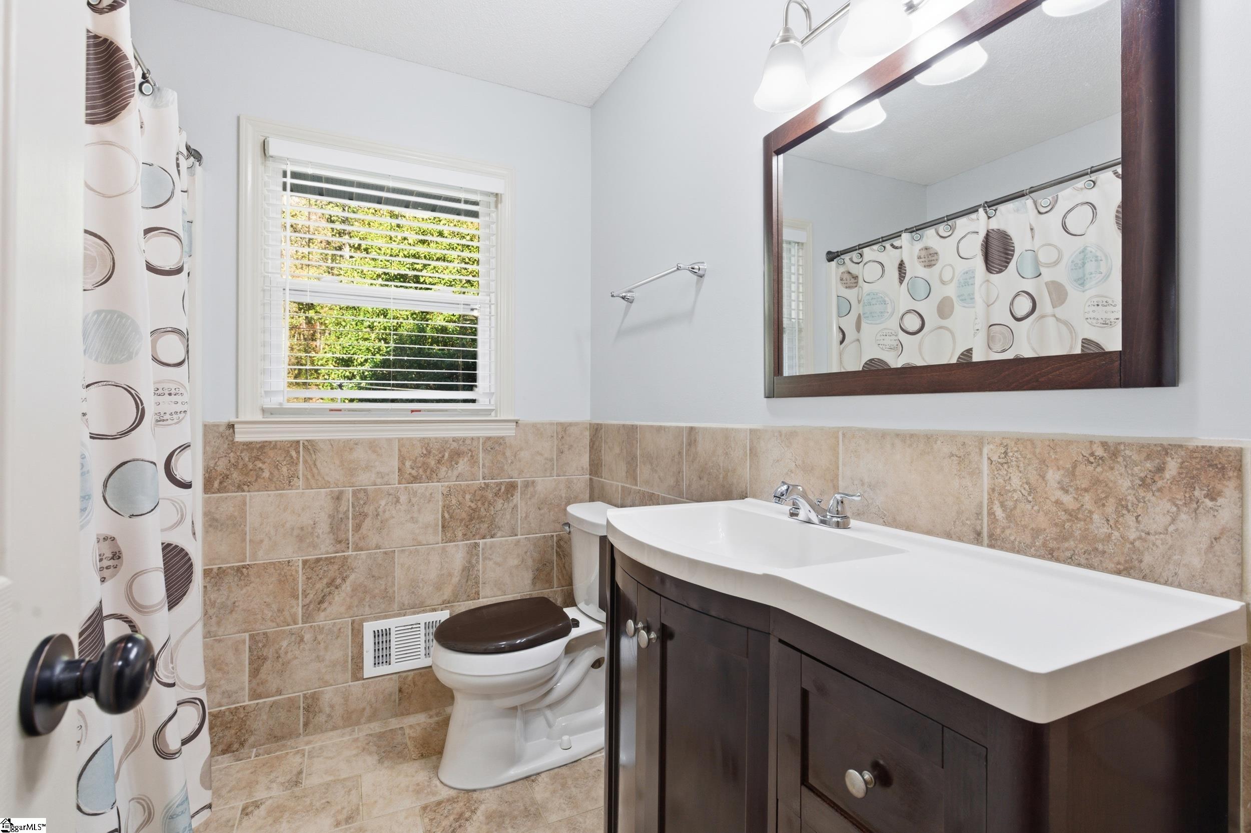 944 Black Snake Road Easley, SC 29640 - Photo 18 of 39