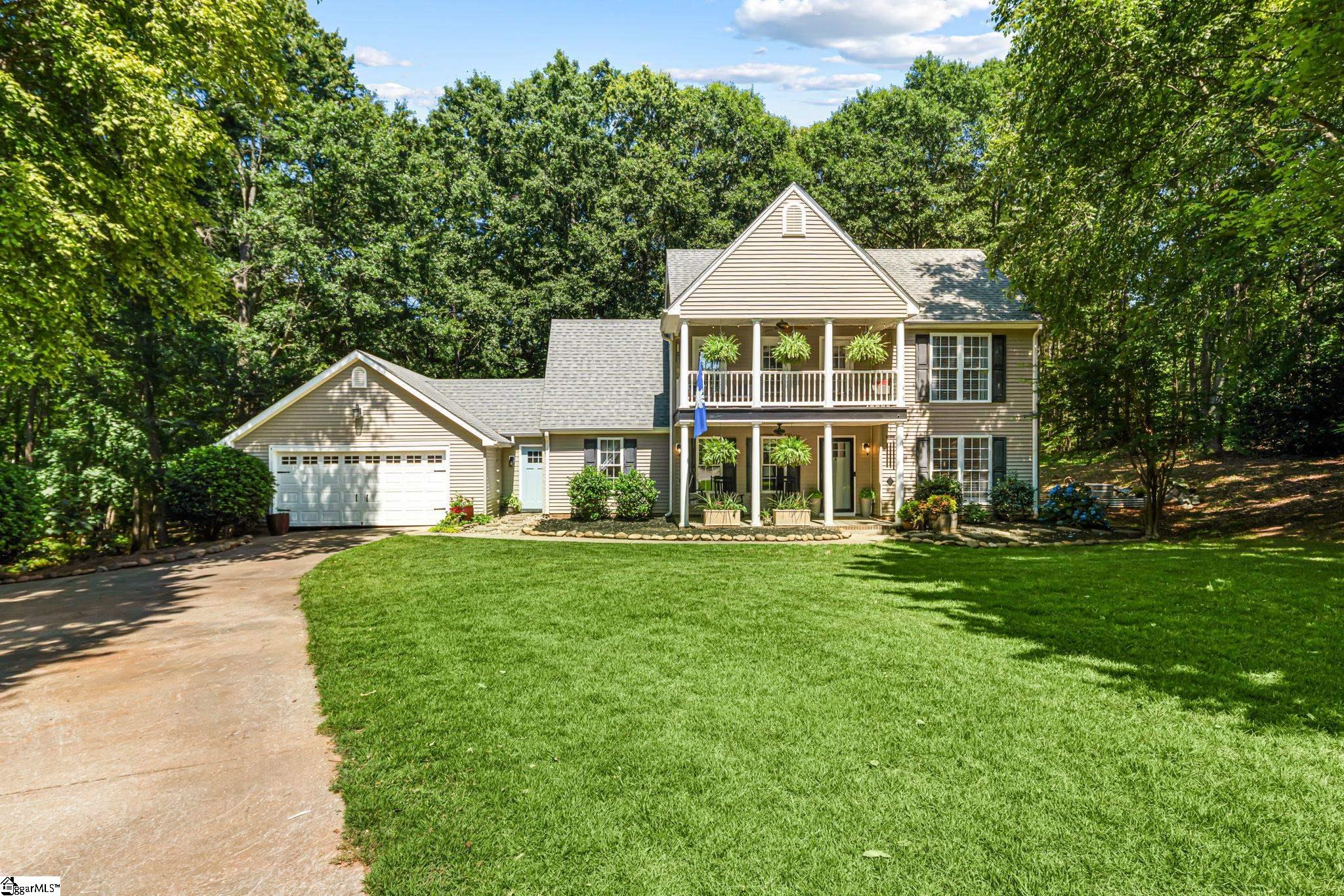 102 Crosscreek Drive Anderson, SC 29621 - Photo 1 of 49