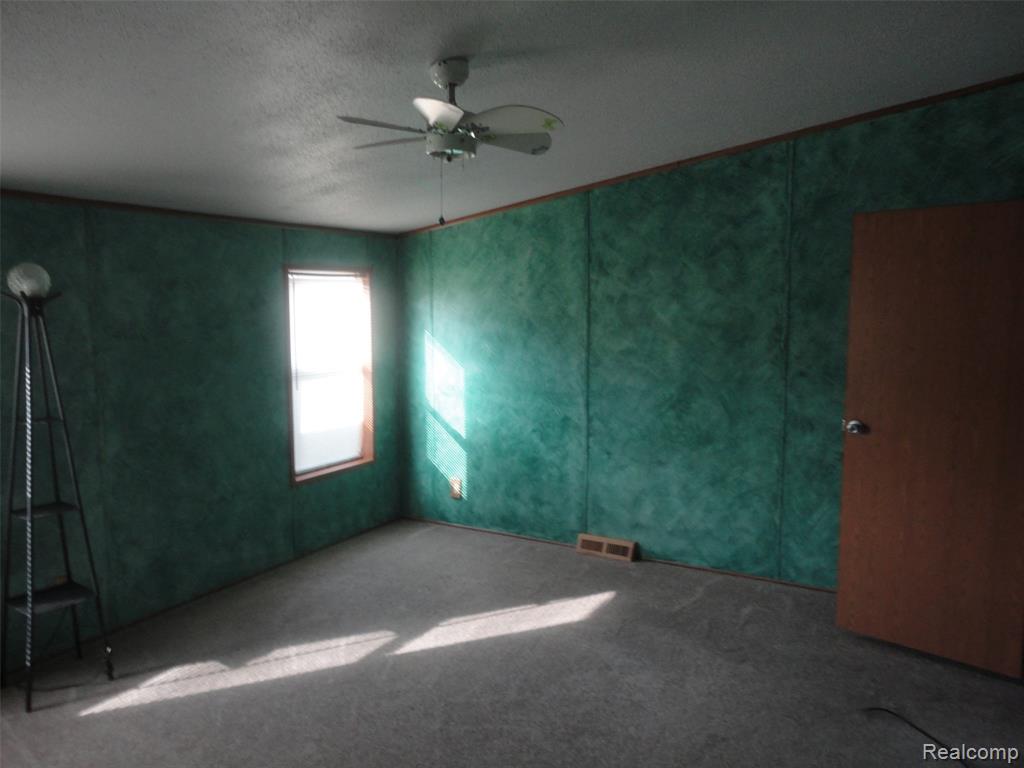 3862 Ryans Ridge Monroe, MI 48161 - Photo 10 of 17