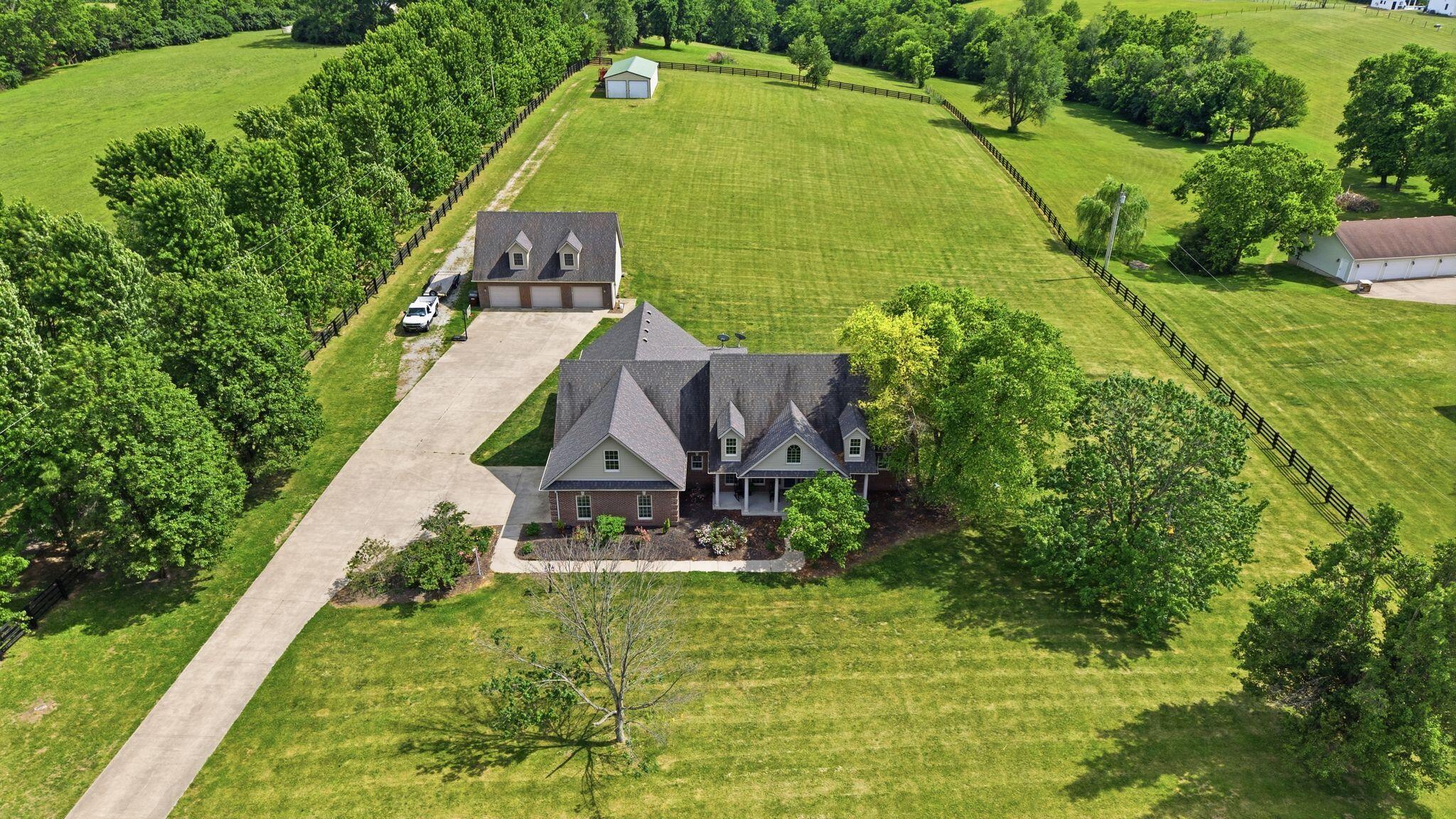 7300 Old Boonesboro Road Winchester, KY 40391 - Photo 2 of 52 deliverables_L9iphQr45a2nz9yxEIRE_DJI_20