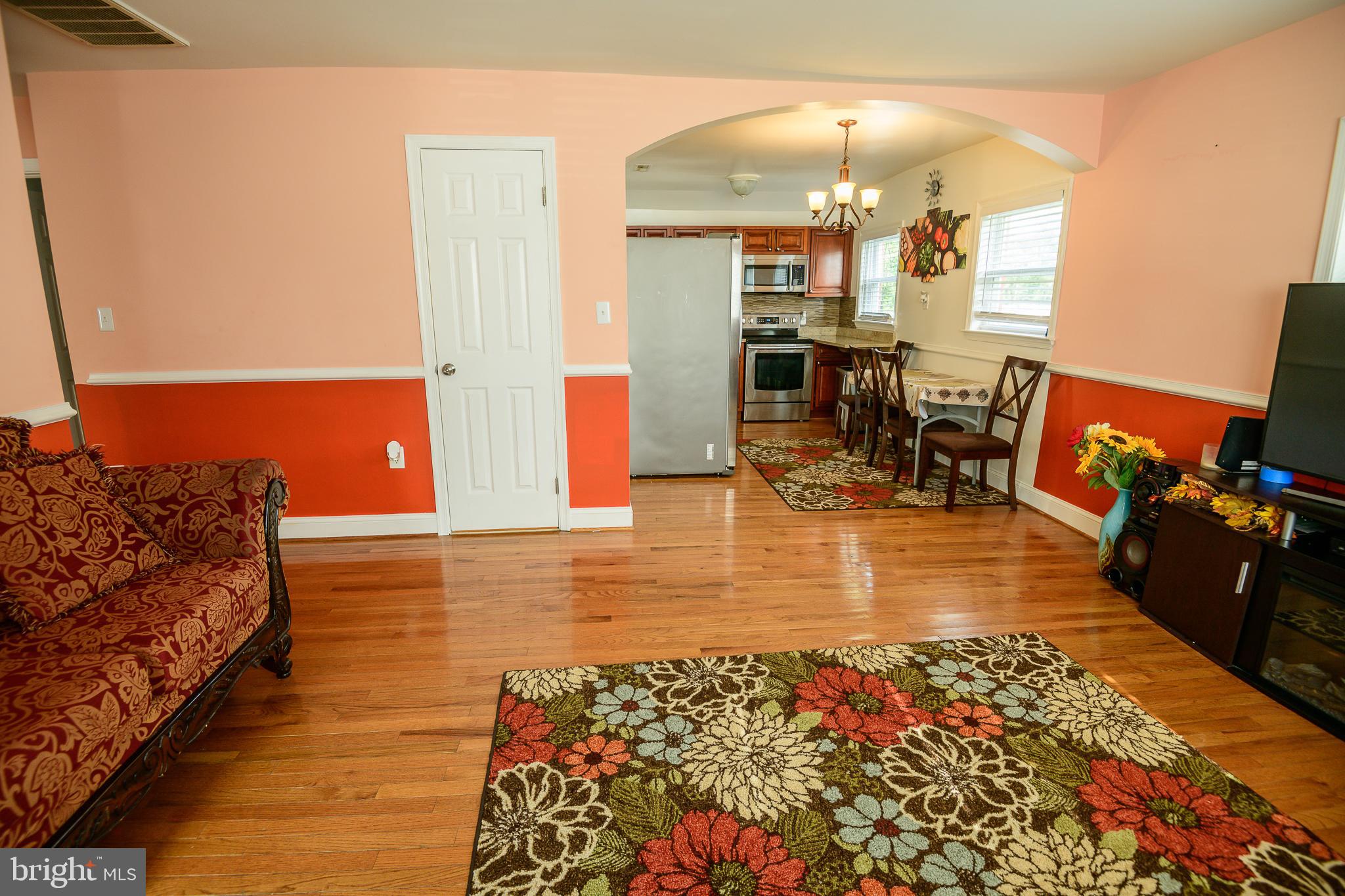 6942 Decatur Place Hyattsville, MD 20784 - Photo 6 of 21 Gallery Image 6