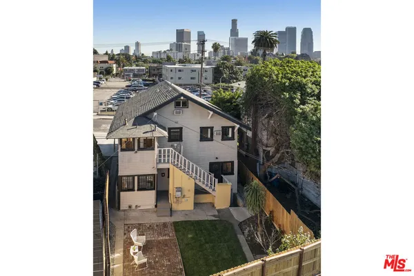 $4,750 | 211 South Burlington Avenue, Los Angeles, CA 90057