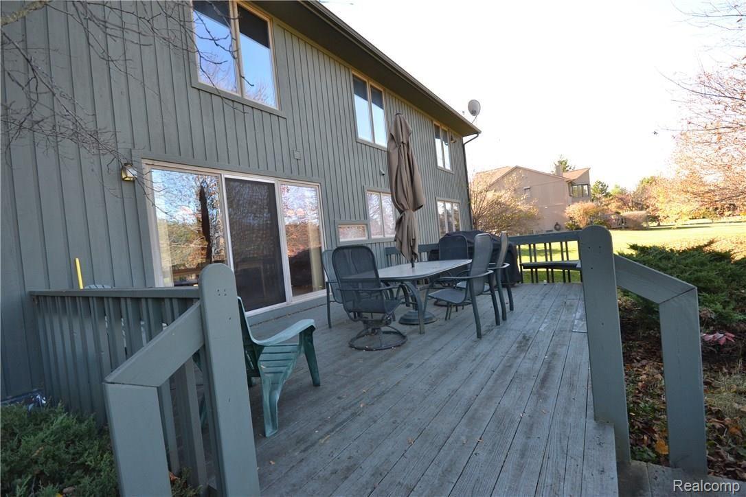 3916 South Michael Road Ann Arbor, MI 48103 - Photo 52 of 61 8 Exterior 5.JPG