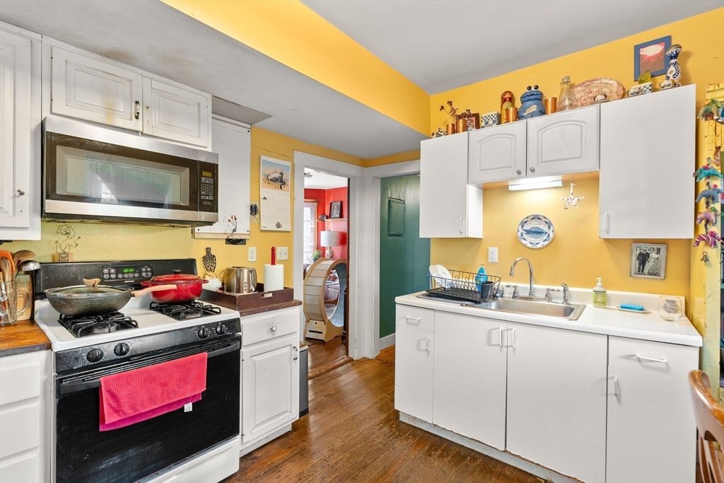 9 Blanvon Road Boston, MA 02130 - Photo 21 of 24