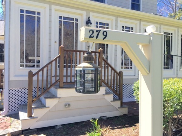279 First Parish Road Scituate, MA 02066 - Photo 3 of 17