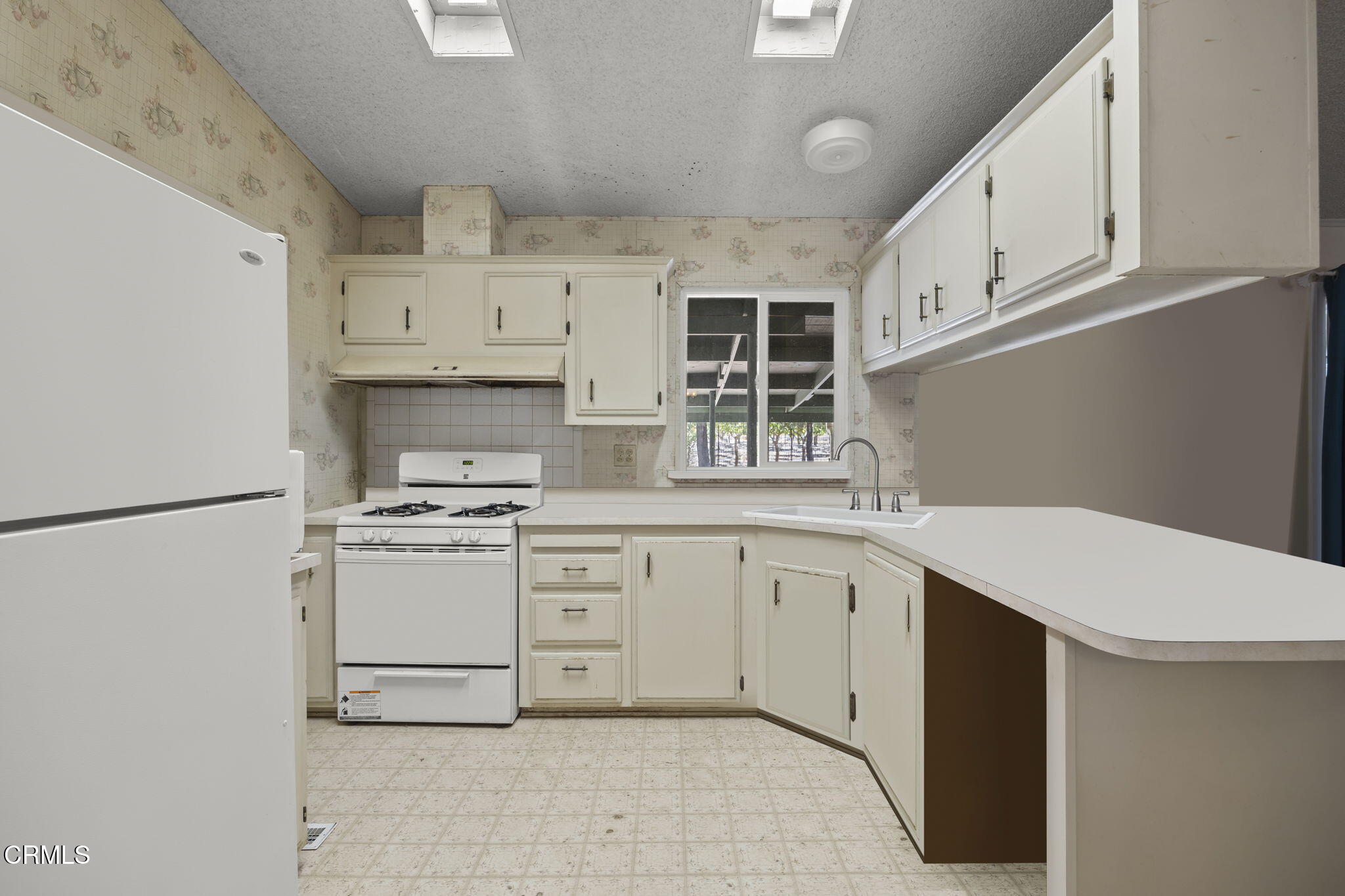 115 Quatal Canyon Road Maricopa, CA 93252 - Photo 12 of 61 14-web-or-mls-Upmarketmedia_115Qua-54DD2