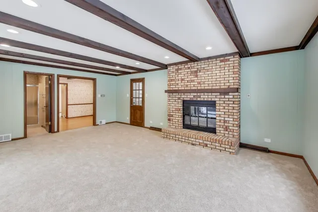 $3,850 | 12111 68th Court, Palos Heights, IL 60463