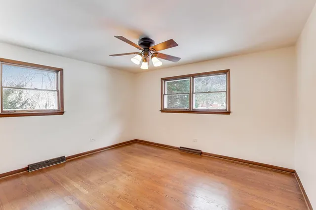 $3,850 | 12111 68th Court, Palos Heights, IL 60463