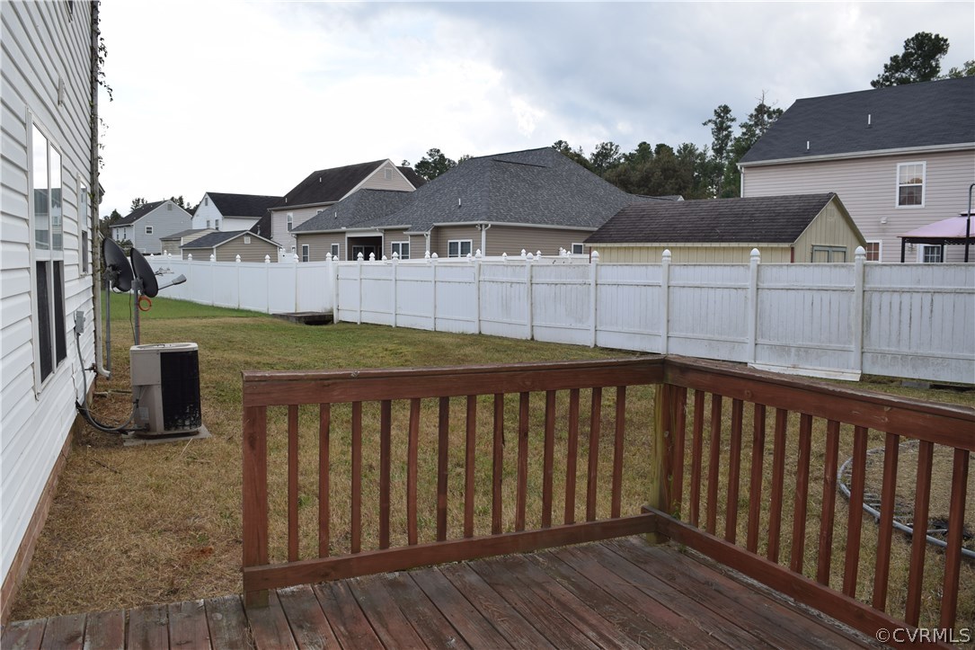 16718 Amherst Ridge Court Colonial Heights, VA 23834 - Photo 30 of 35 Deck