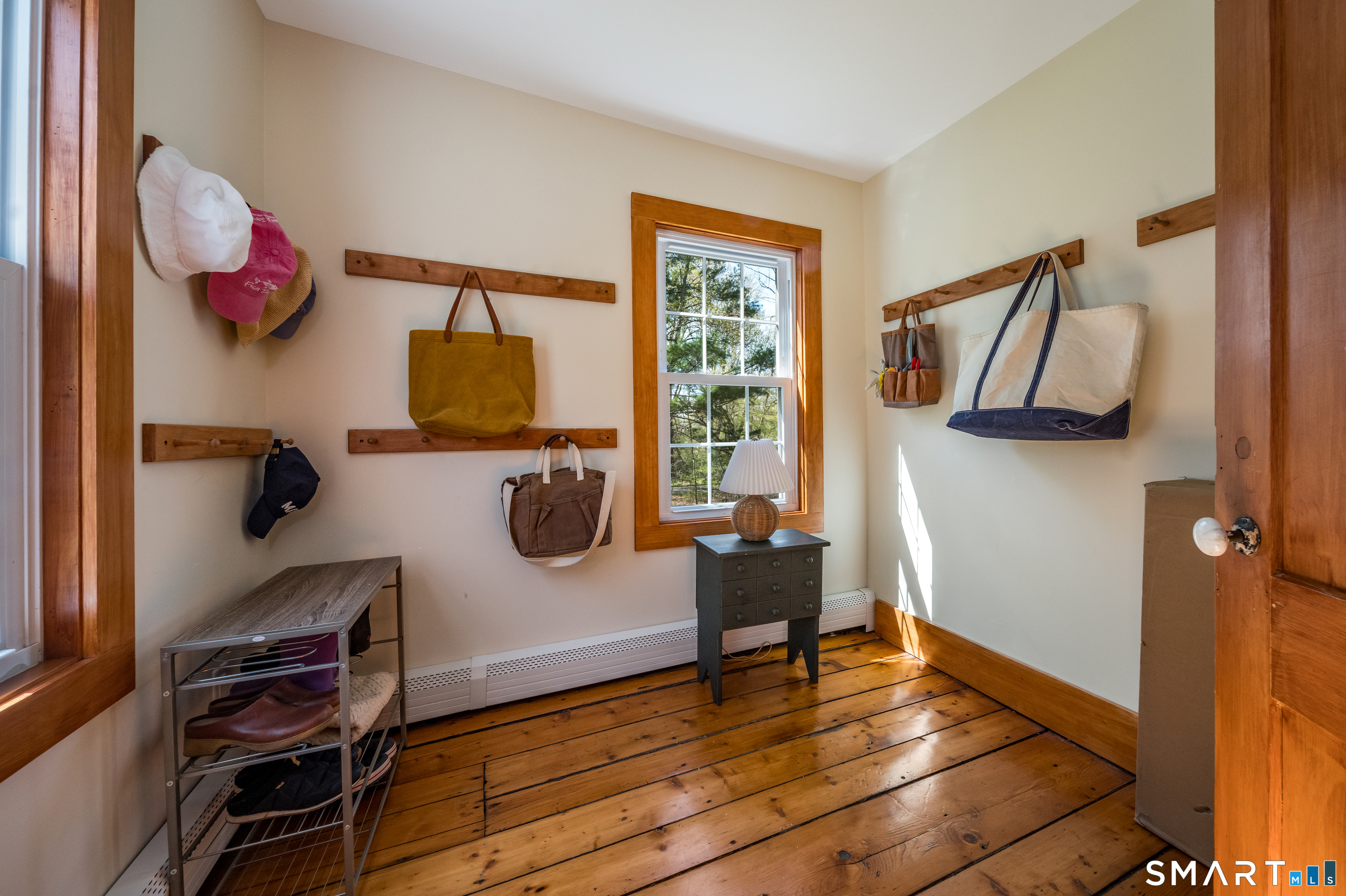 50 Ledge Hill Road Guilford, CT 06437 - Photo 4 of 36