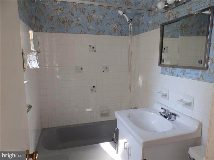 212 Stump Road North Wales, PA 19454 - Photo 13 of 16 Bathroom