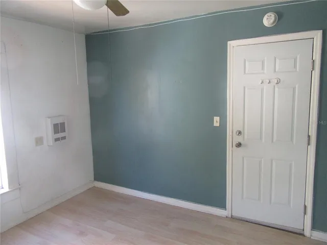 $1,100 | 524 3rd Street North, Unit D, St. Petersburg, FL 33701