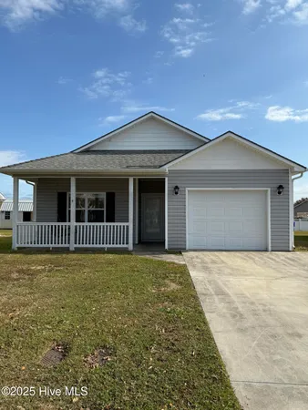 $1,850 | 232 Rutledge Avenue, Beaufort, NC 28516