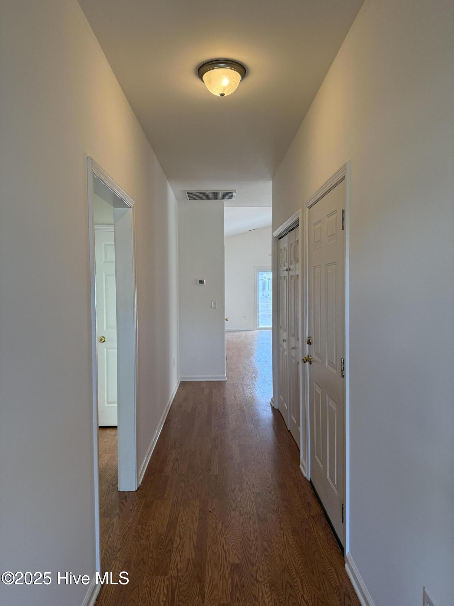 232 Rutledge Avenue Beaufort, NC 28516 - Photo 2 of 18 Entry Hall
