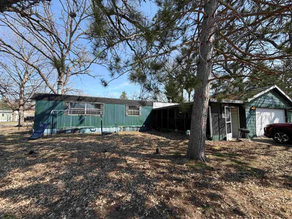 $64,000 | 122 Falling Creek Circle, Janesville, WI 53548