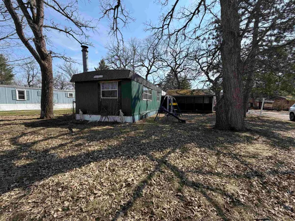 $64,900 | 122 Falling Creek Circle, Janesville, WI 53548