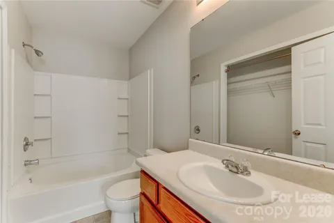 $1,950 | 524 Stillgreen Lane, Charlotte, NC 28214