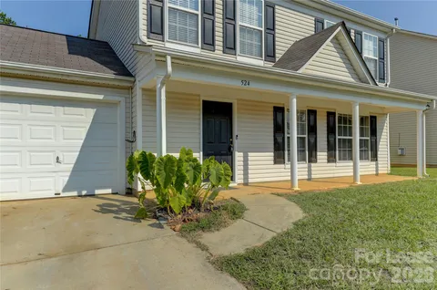 $1,950 | 524 Stillgreen Lane, Charlotte, NC 28214