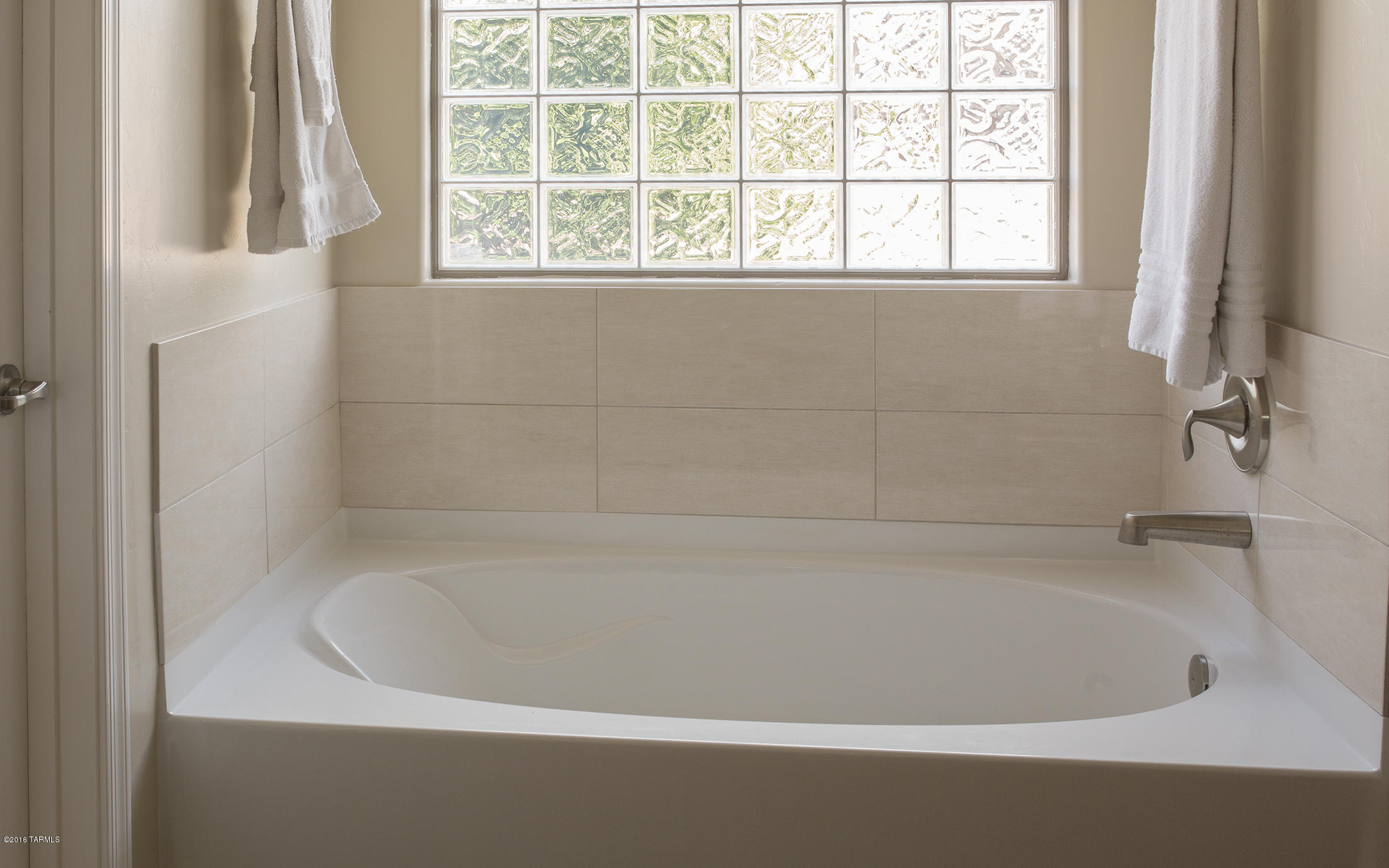 7860 East Treetop Road Tucson, AZ 85756 - Photo 17 of 48 Gallery Image 17
