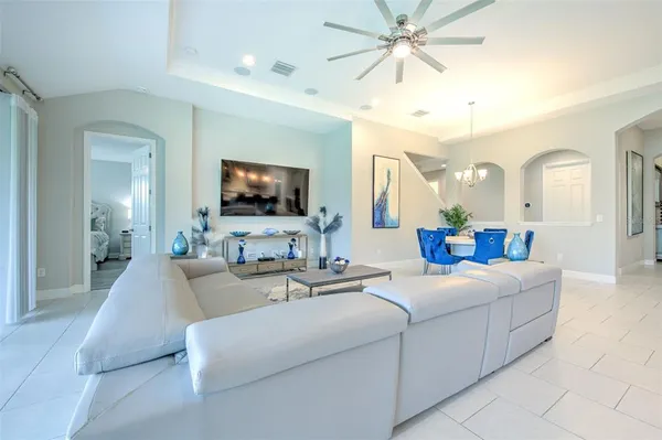 $730,000 | 7401 Paradiso Drive, Apollo Beach, FL 33572