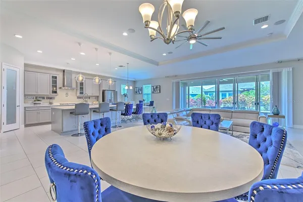 $730,000 | 7401 Paradiso Drive, Apollo Beach, FL 33572