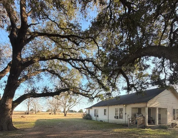 $490,000 | 7615 Avenue J, Beasley, TX 77417