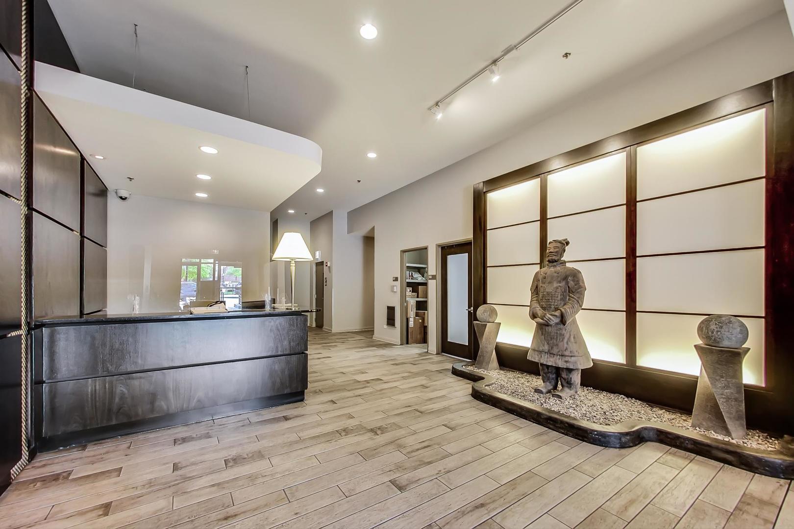 225 South Sangamon Street, Unit 802 Chicago, IL 60607 - Photo 3 of 25