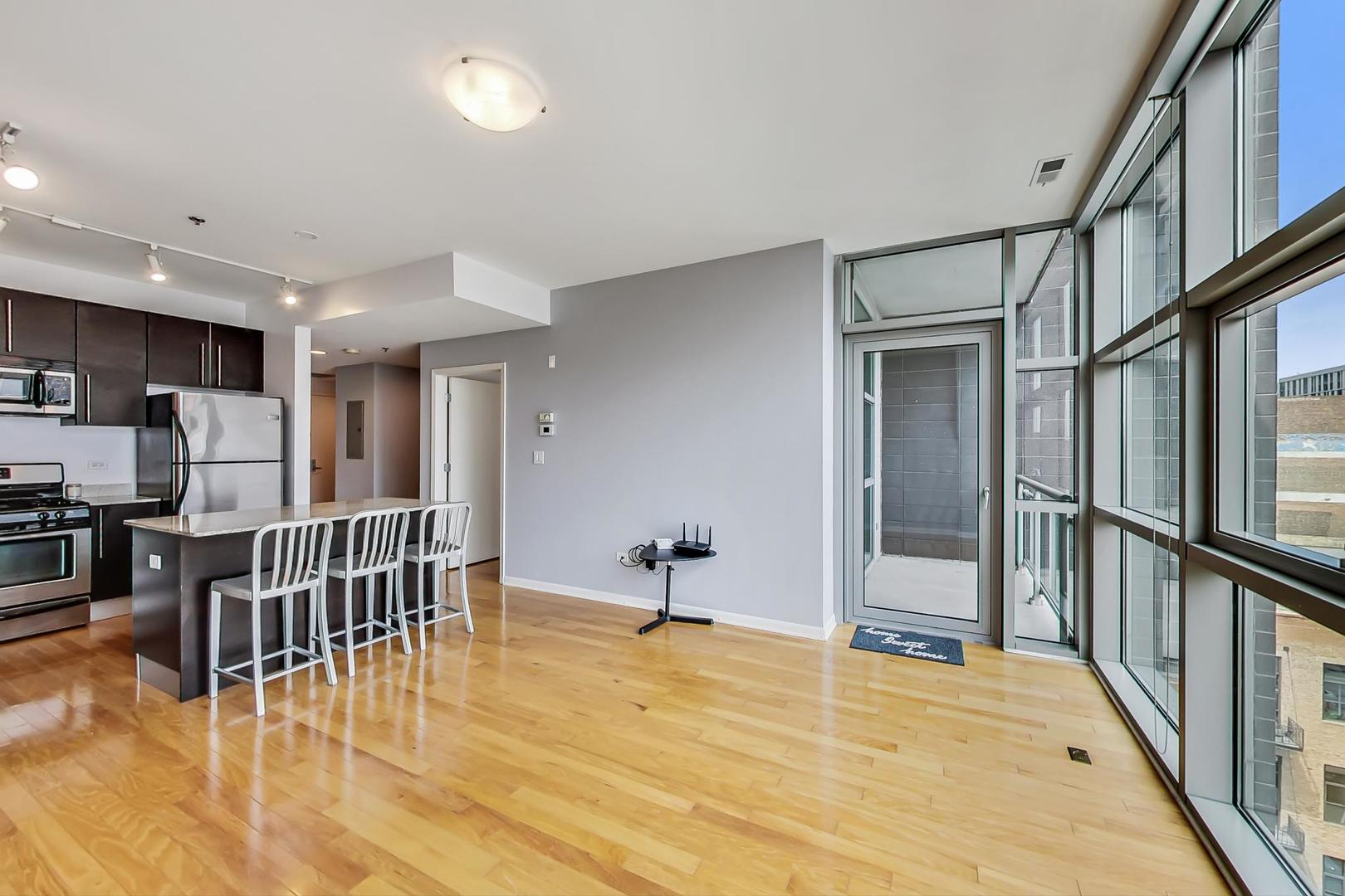 225 South Sangamon Street, Unit 802 Chicago, IL 60607 - Photo 4 of 25