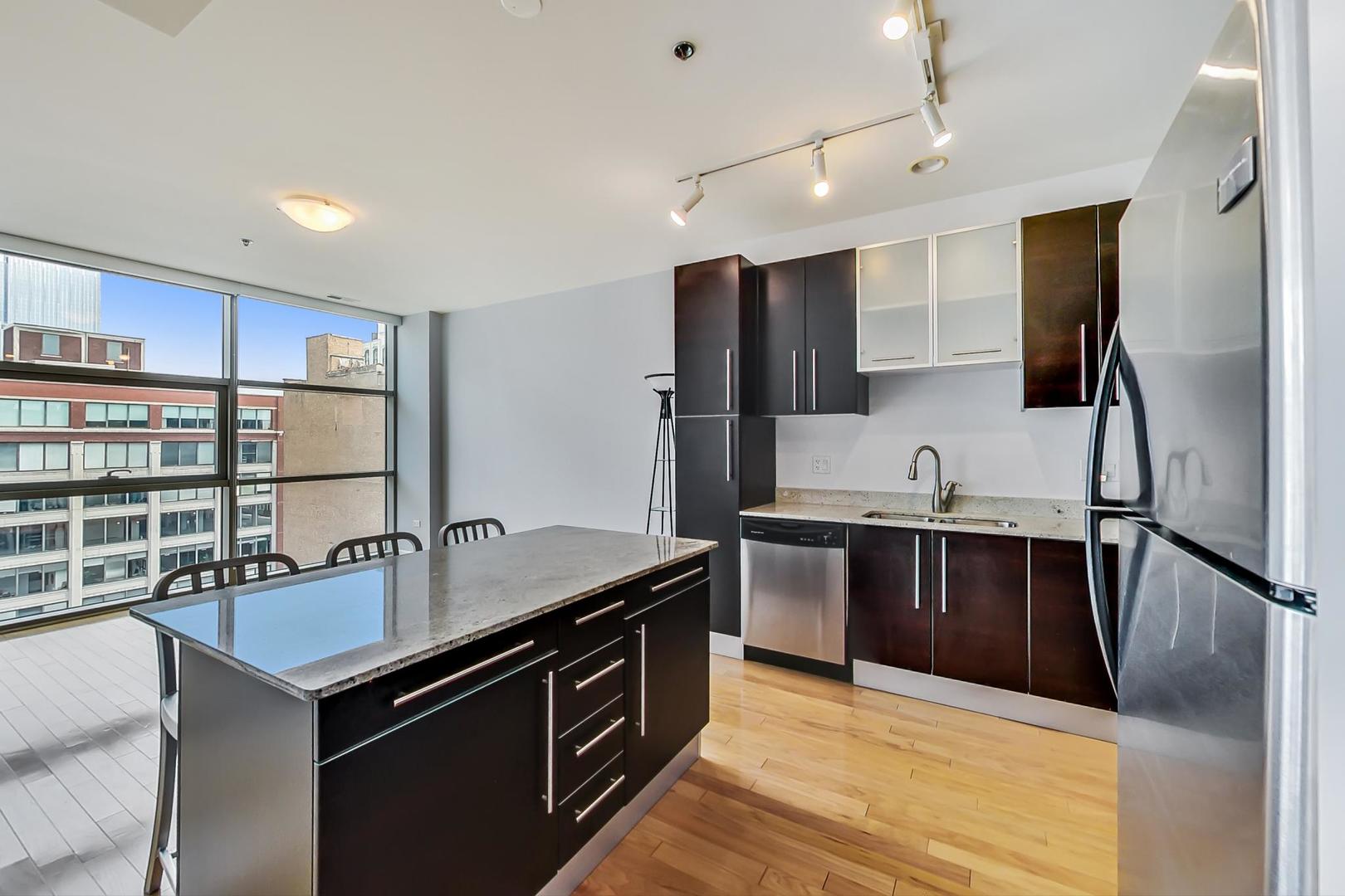 225 South Sangamon Street, Unit 802 Chicago, IL 60607 - Photo 8 of 25