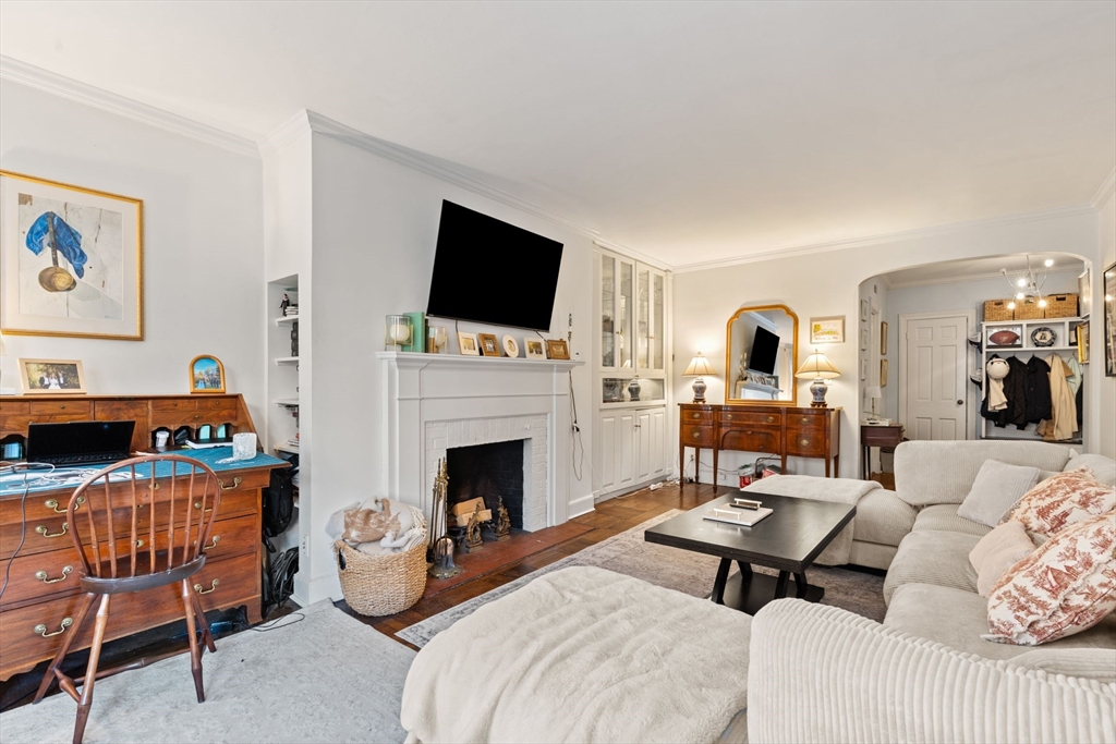 255 Beacon Street, Unit 21 Boston, MA 02116 - Photo 2 of 22